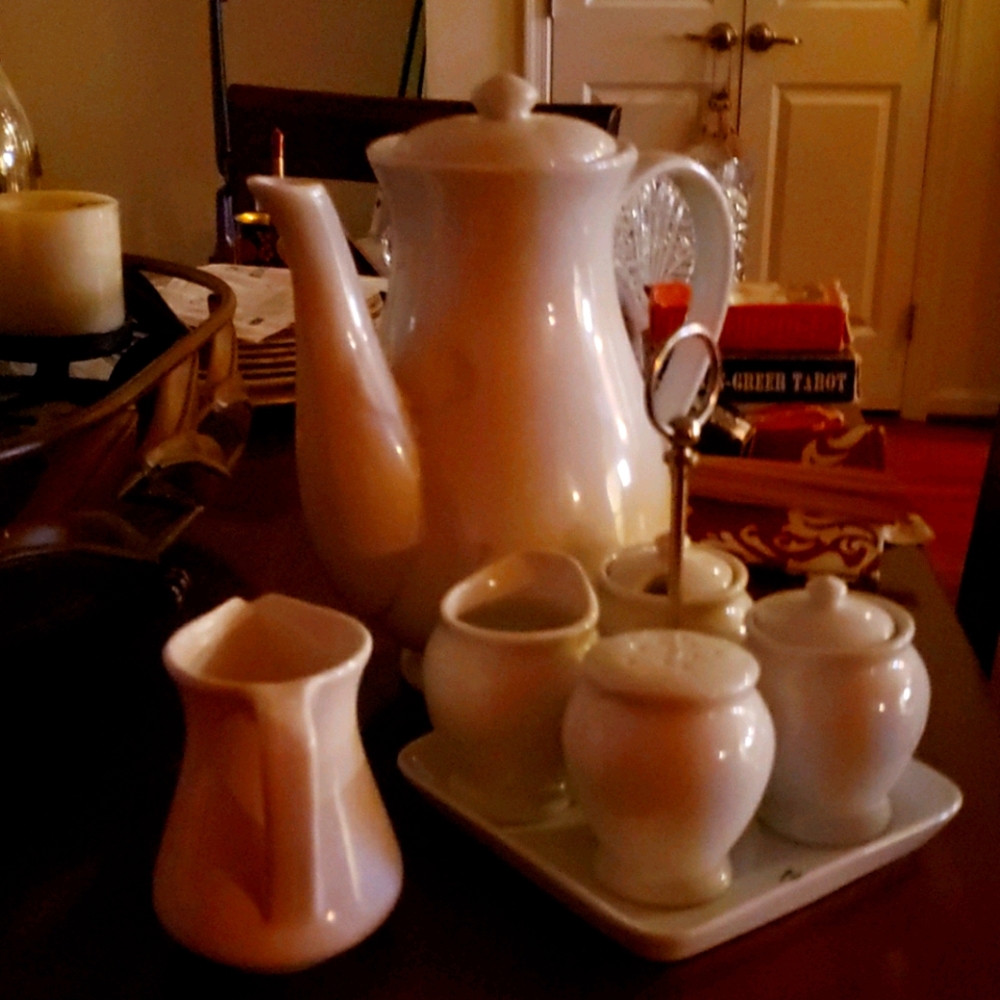 Pottery Barn Tea Set (6 peices)